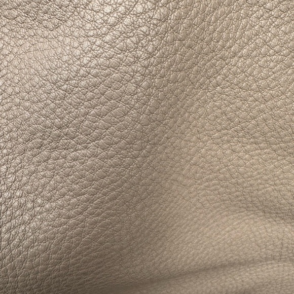 Michael Kors Lexington Medium Pebbled Leather Shoulder Bag in light gray - Picture 11 of 11